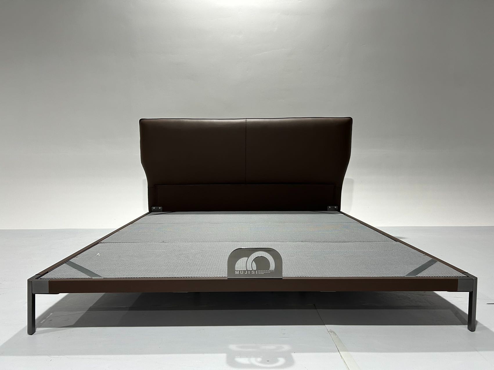 queen size bed