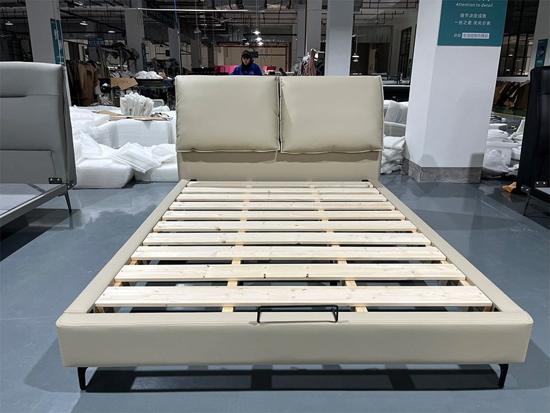 Elephant Ear Modern Queen Upholstered Bed Frame Leather Plattform Bed Beige