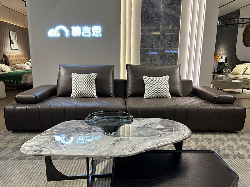 Roland Sofa