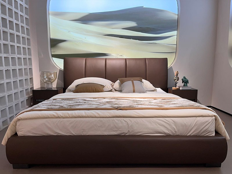 MC06 Rose Bed