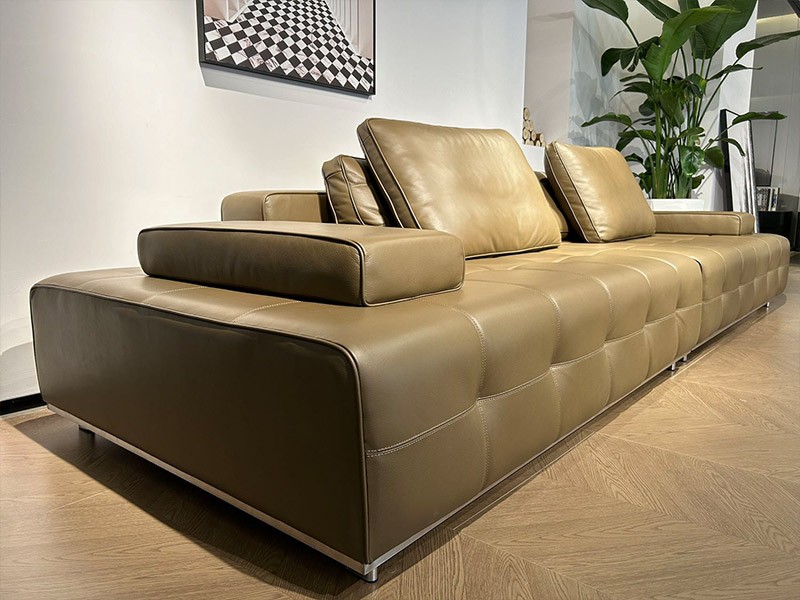 Haute Couture Lawrence Sofa