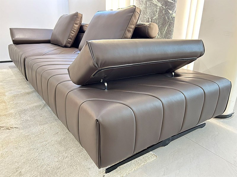 Roland Sofa