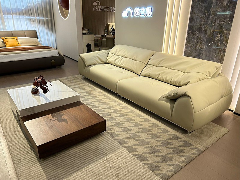 Lucky Cat Sofa