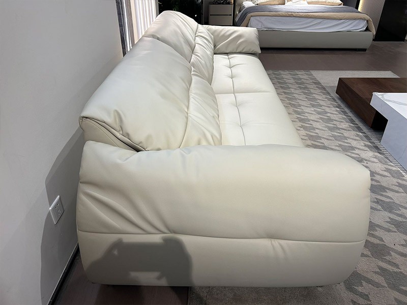 Lucky Cat Sofa